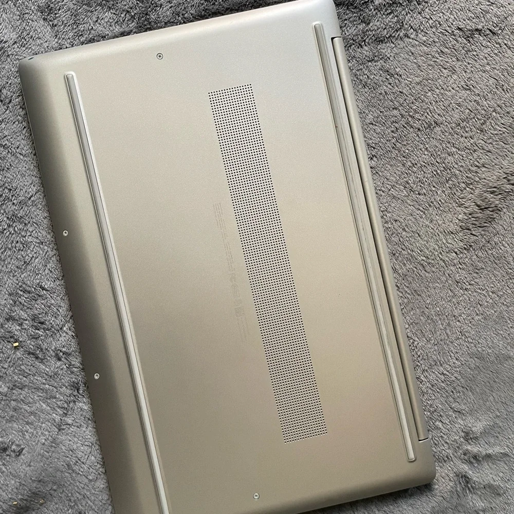 HP Silver Laptop with AMD Ryzen